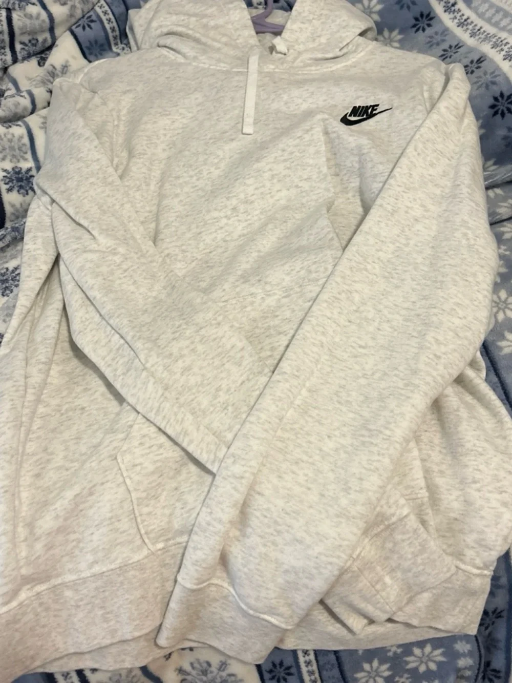 Nike Women's Light Gray Pullover Hoodie Sweater